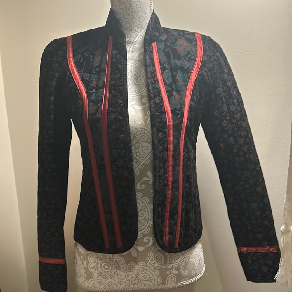 Vintage Fashionable 70s/80s jacket.